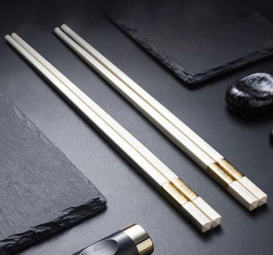 NGUYỄN - 5 or 10 Pairs