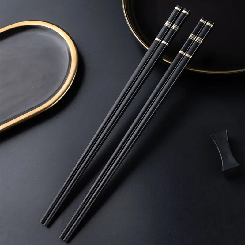 HUYEN - 1 Pair