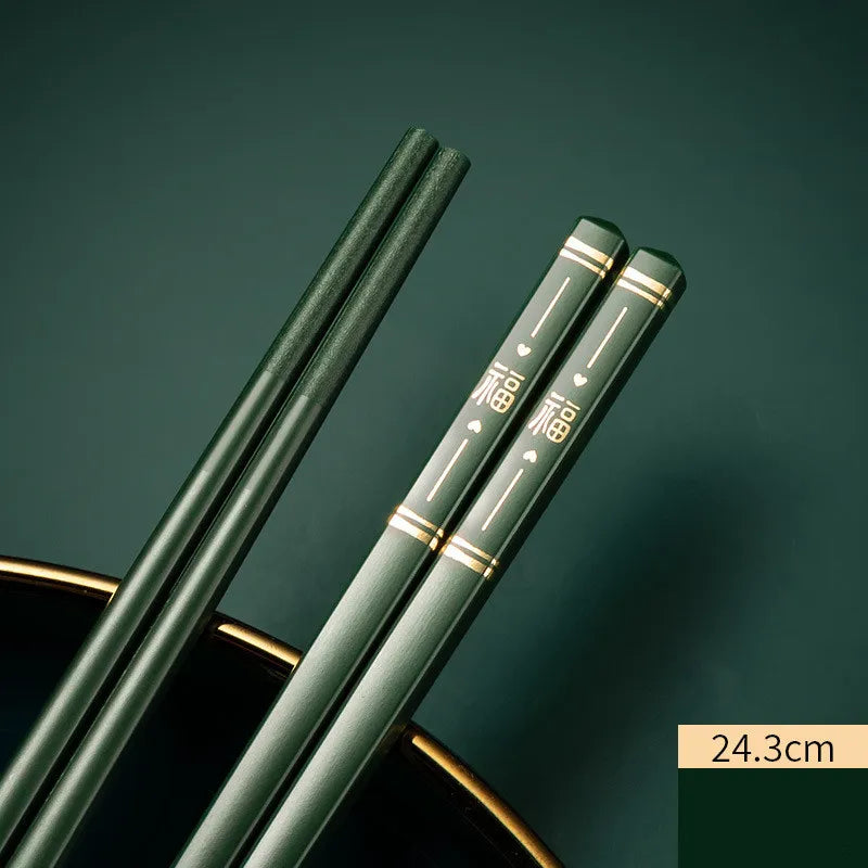 HUYEN - 1 Pair