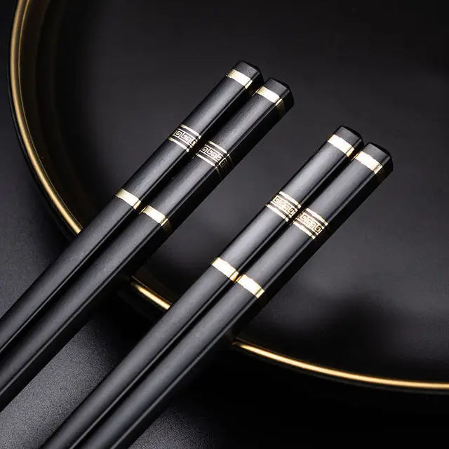 HUYEN - 1 Pair